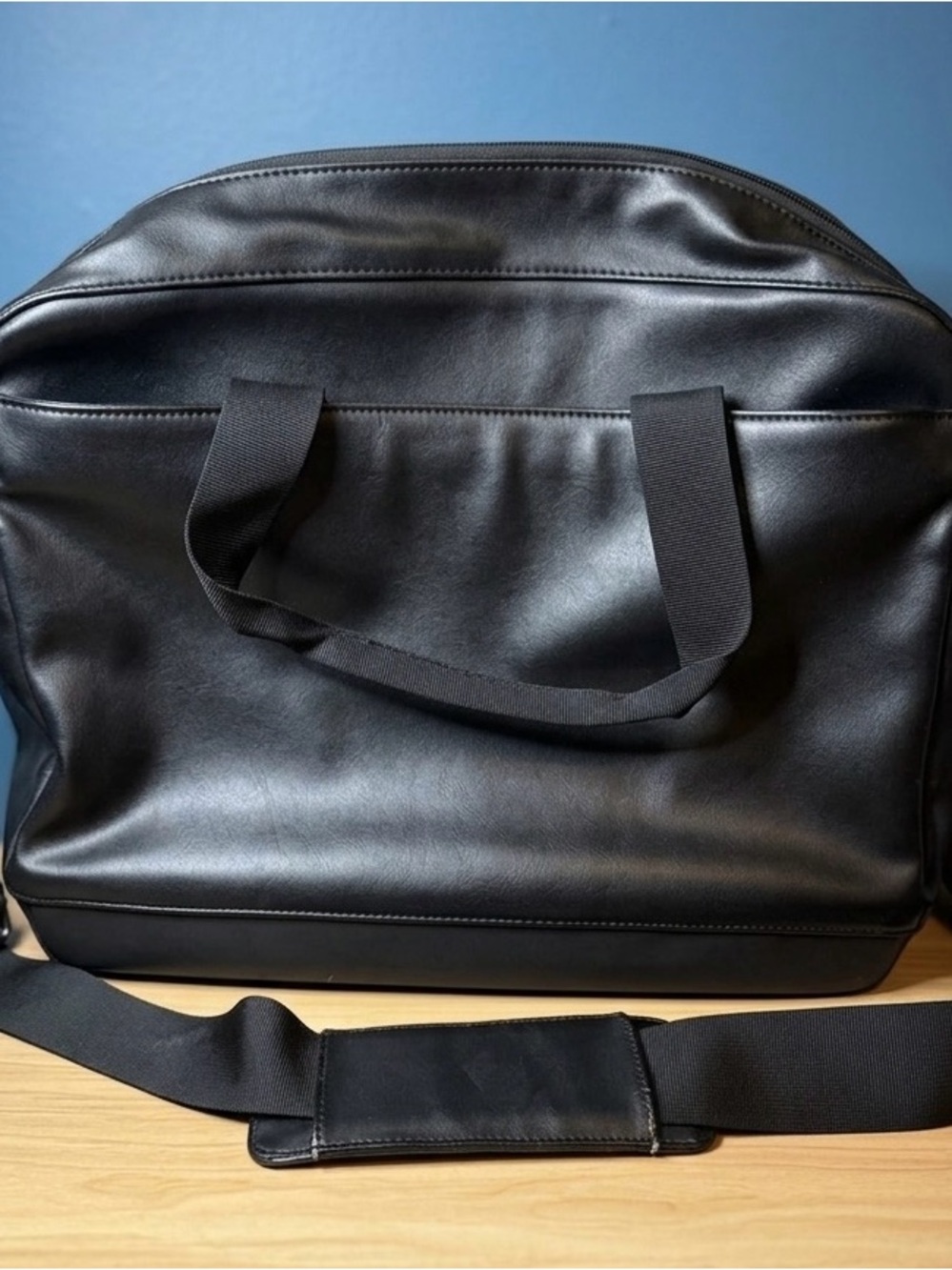Moleskine Classic Utility Bag Black 15" Laptop Messenger Briefcase ET56UTBK EUC